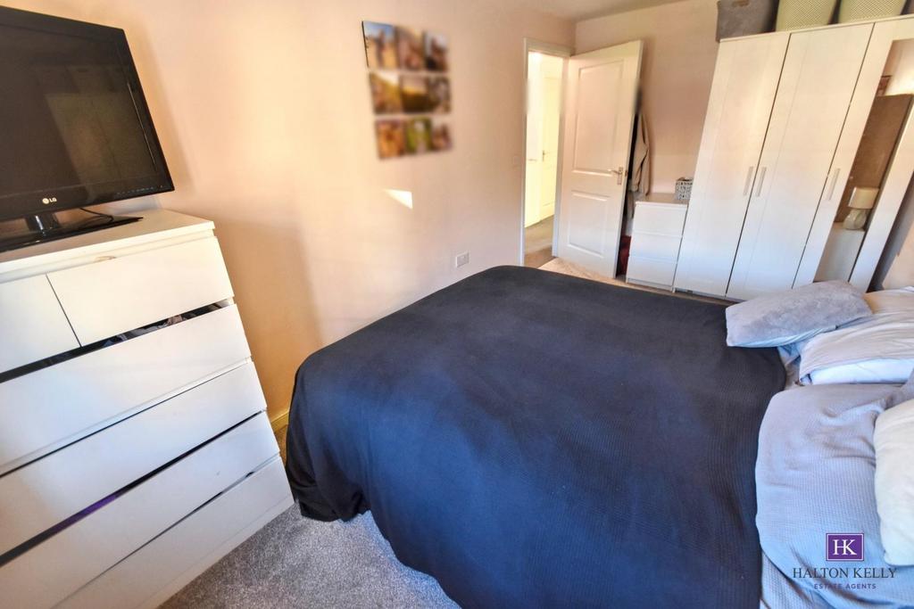 Main bedroom