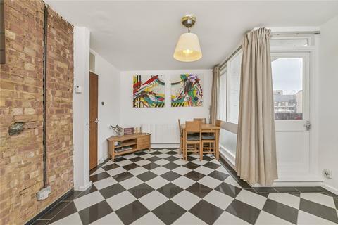 3 bedroom flat for sale, Fenwick Place, London, SW9