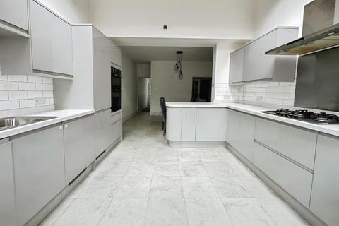 3 bedroom terraced house for sale, Greenleach Lane, Worsley