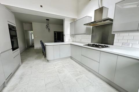 3 bedroom terraced house for sale, Greenleach Lane, Worsley