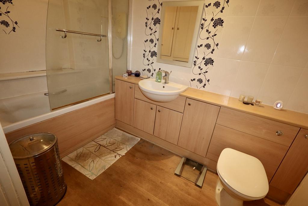 Family bathroom