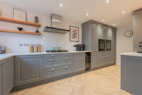4 bedroom detached house for sale, Morrow Way, Wollaston, Stourbridge