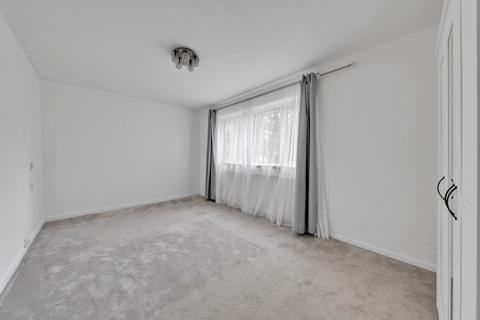 2 bedroom apartment to rent, Charlton Lodge, London NW11