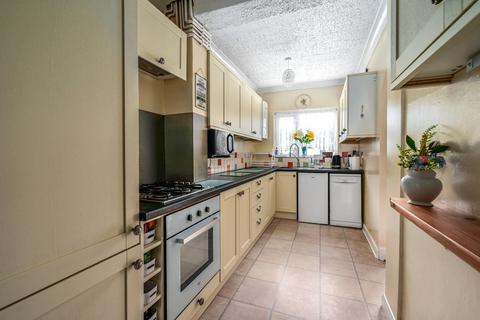 4 bedroom semi-detached house for sale, Park Avenue, Surrey TW20