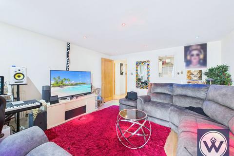 1 bedroom apartment for sale, Barrier Point Road,London,E16 2SF