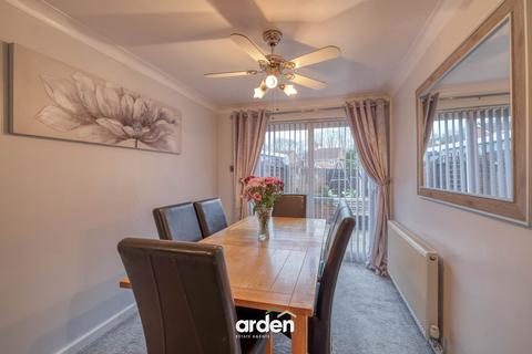 undefined, Foxcote Close, Redditch, B98