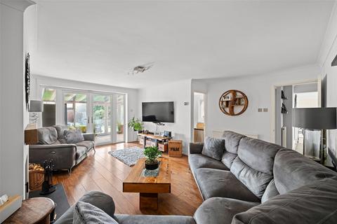 4 bedroom bungalow for sale, Wrotham Road, Meopham, DA13