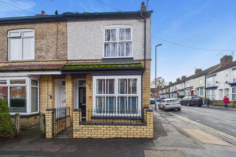 3 bedroom end of terrace house for sale, Salisbury Street, Hessle