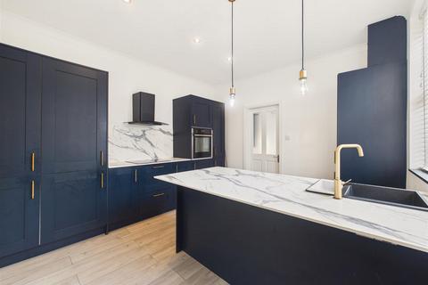 3 bedroom end of terrace house for sale, Salisbury Street, Hessle