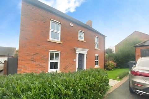 4 bedroom detached house to rent, Walsall Road, Lichfield, WS13 8AE