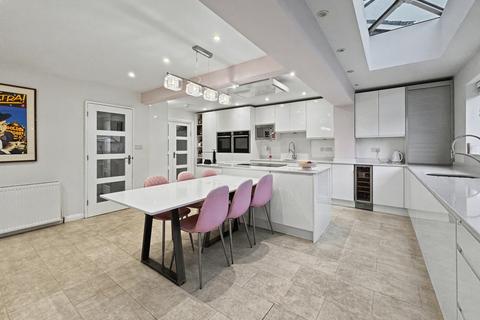 5 bedroom detached house for sale, Lower Croft, Whitefield, M45