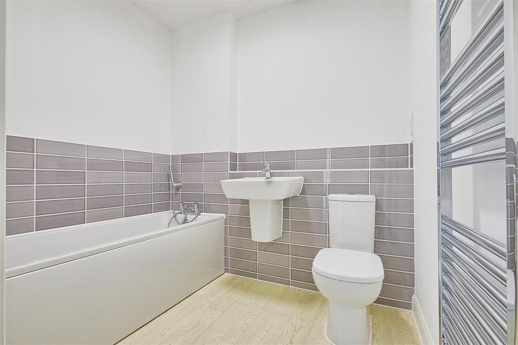 Bathroom.jpg