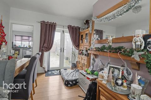 3 bedroom semi-detached house for sale, Greenmeadow Road, Newport