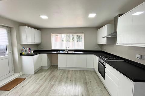 3 bedroom house to rent, Hurdis Road, Shirley, Solihull