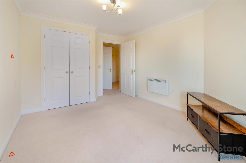 8673740-interior06.jpg