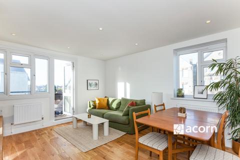 undefined, Essex Grove London SE19