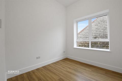 2 bedroom flat to rent, Acton, W3