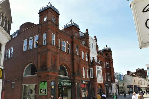 Office to rent, 69 High St Maidenhead SL6 1JX