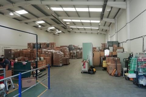 Warehouse to rent, 3 Maple Centre, Downmill Road Bracknell RG12 1QS