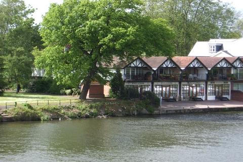 Office to rent, Ray Mead Rd Maidenhead SL6 8NJ