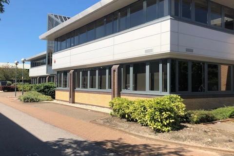 Office to rent, Fishponds Rd Wokingham RG41 2GY