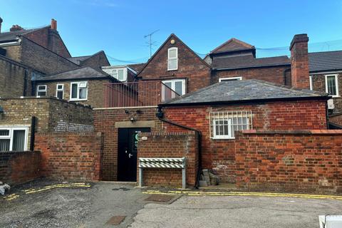 Retail property (high street) to rent, 81 High St Maidenhead SL6 1JX