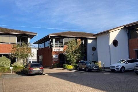 Office to rent, 1 E-Centre, Easthampstead Road Bracknell RG12 1NF