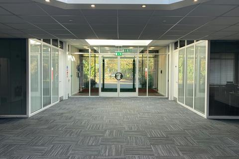 Office to rent, Buckhurst Rd Ascot SL5 7PW