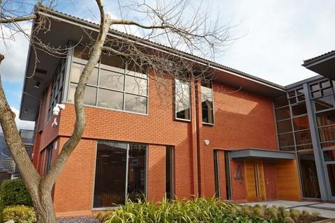 Office to rent, Gardner Rd Maidenhead SL6 7RJ