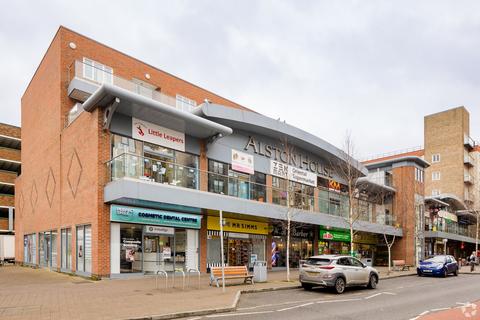 Retail property (high street) to rent, Market St Bracknell RG12 1FA