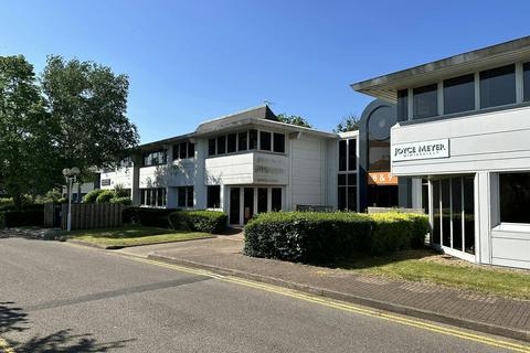 Office to rent, Unit 3 & 4, The Pavilions, Ruscombe Business Park Knowl Hill RG10 9NN