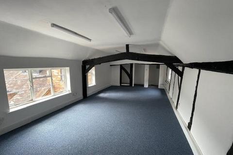 Office to rent, 1 The Courtyard, Denmark Street Wokingham RG40 2AZ