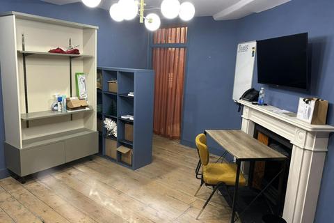 Office to rent, High St Marlow SL7 1AH