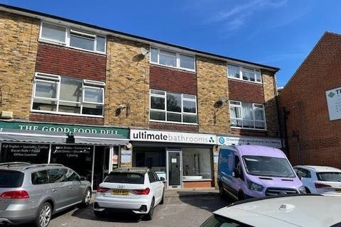 Retail property (high street) to rent, 192 Dukes Ride Crowthorne RG45 6DS