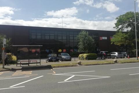 Warehouse to rent, Unit 2, The Western Centre, Western Road Bracknell RG12 1RW