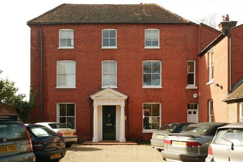 Office to rent, 93 High St Burnham SL1 7JZ