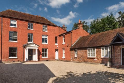 Office to rent, 93 High St Burnham SL1 7JZ