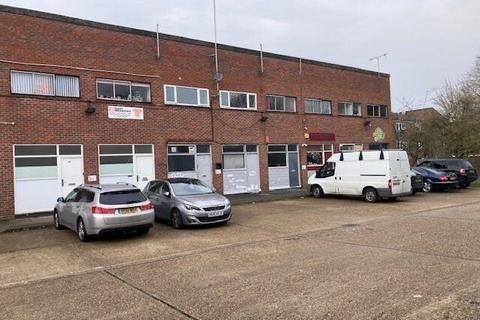 Industrial unit to rent, 108-109 Liscombe Bracknell RG12 7DE