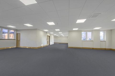 Office to rent, The Square Lightwater GU18 5SS