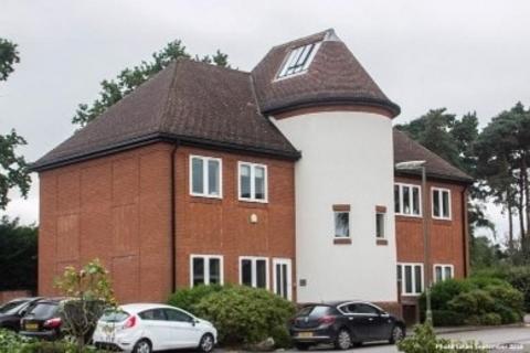 Office to rent, The Square Lightwater GU18 5SS