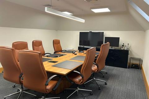 Office to rent, The Square Lightwater GU18 5SS