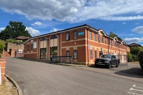 Office to rent, Horndean Rd Bracknell RG12 0XQ