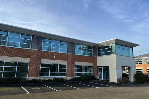 Healthcare facility to rent, Waltham Rd Maidenhead SL6 3LW