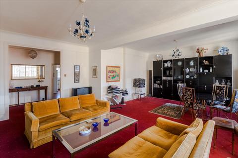 2 bedroom flat for sale, Stockleigh Hall, Prince Albert Road, St John's Wood NW8