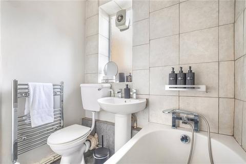 Studio to rent, Gloucester Place, London, NW1