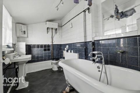 2 bedroom terraced house for sale, Tregwilym Road, Newport