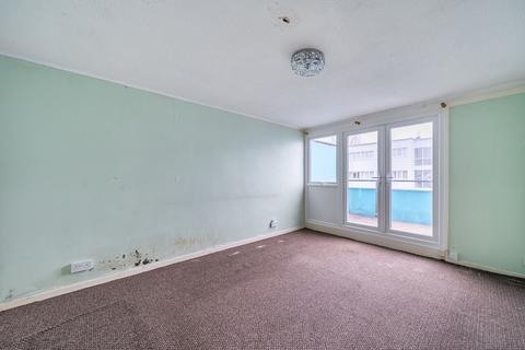 3 bedroom terraced house for sale, Huntingdon Close, Mitcham