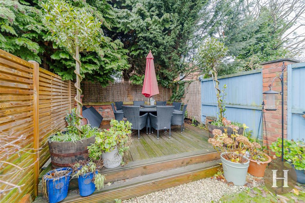 Hadleigh Estate Agents-31.jpg