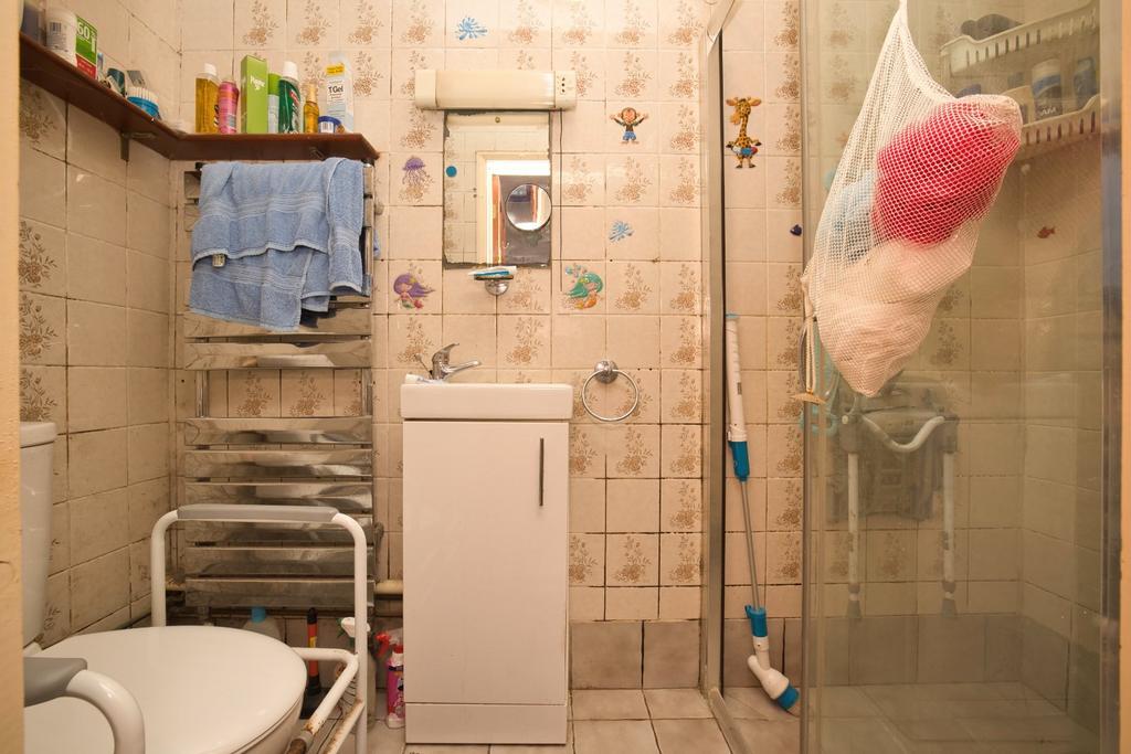 Picture 16