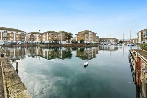2 bedroom flat for sale, St Vincents Court, Brighton Marina, BN2